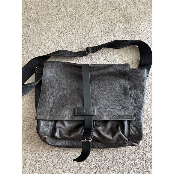 SALVATORE FERRAGAMO Brown Leather Briefcase Crossbody Bag Messenger Computer Bag - Picture 1 of 13